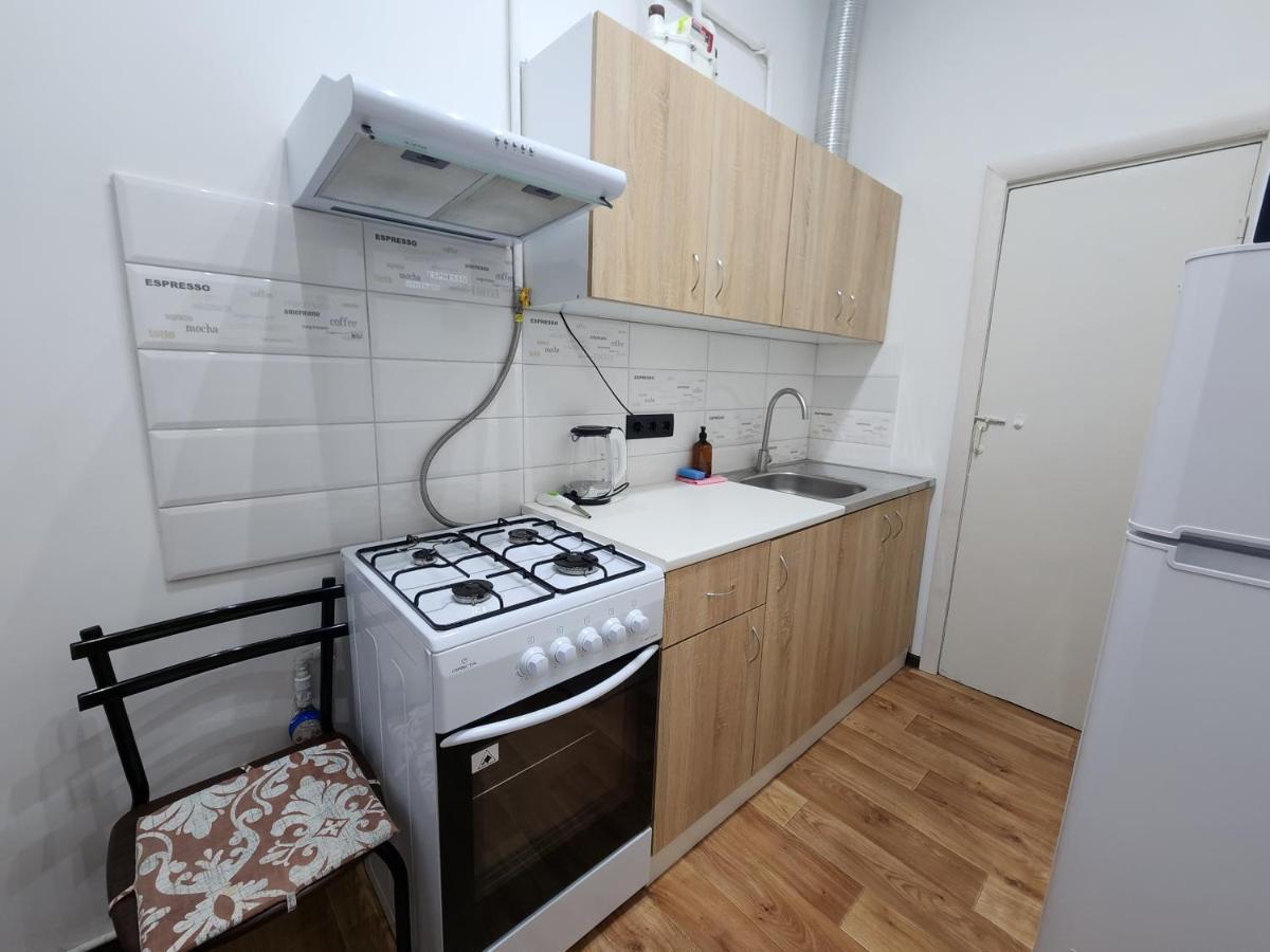 O.O.Apart.2 Tjernivtsi Exteriör bild